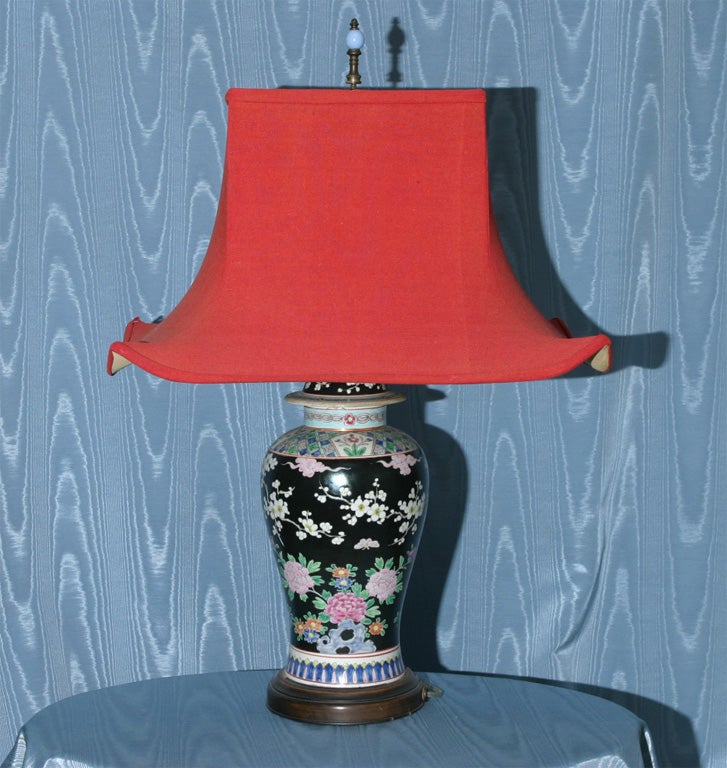 A baluster form vase with lid converted to a<br />
lamp some time in the early 20th century.