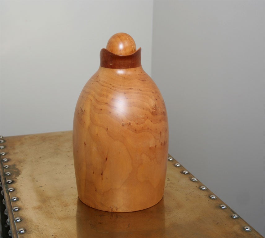 Pair of Sycamore Carafes by Pietro Manzoni for Vietri In Excellent Condition In New York, NY