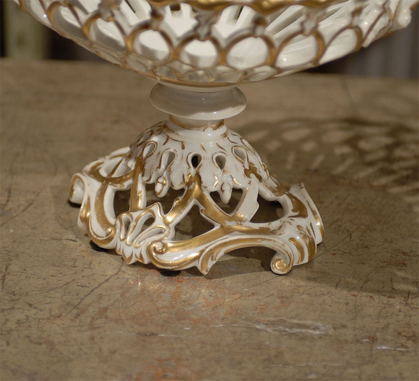 Set of  Vieux Paris Porcelain Baskets w/ gilt highlights 1