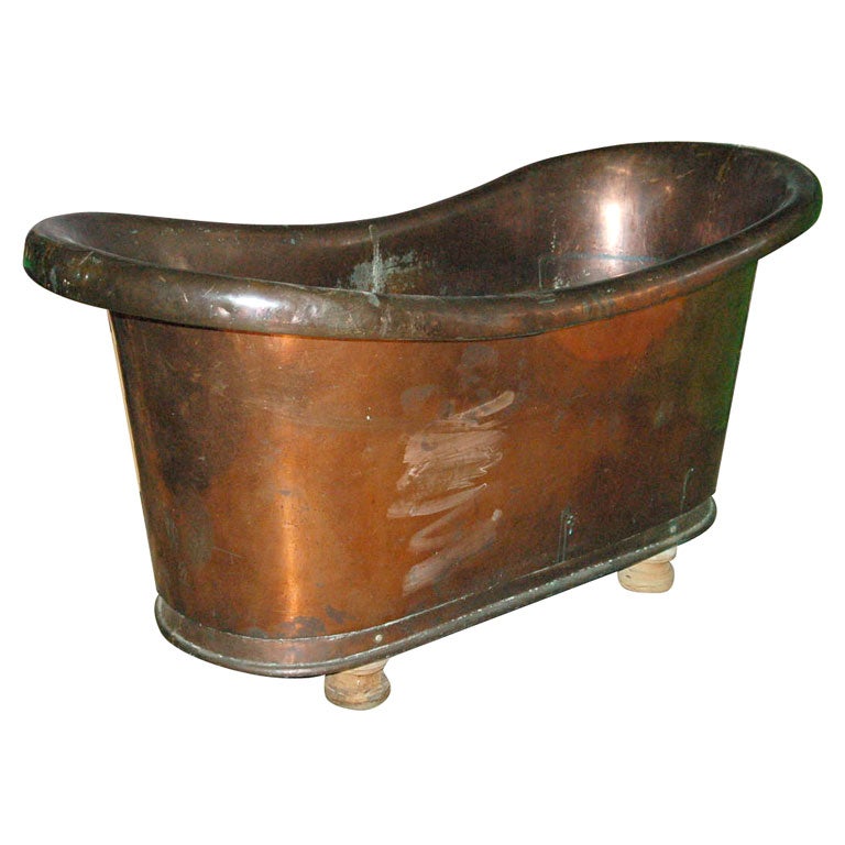 Fantastic Antique Copper Bath Tub