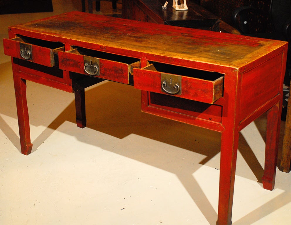 Qing Dynasty Doctor's Desk from the Shanxi Province For Sale 2