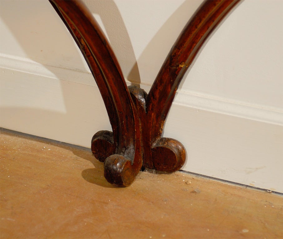 Italian Rococo Late 18th Century Walnut Console Table with Authentic Patina For Sale 1