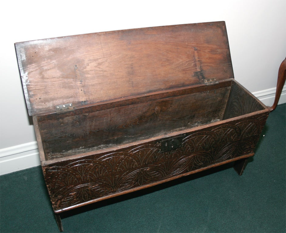English Six-Board Saver Chest