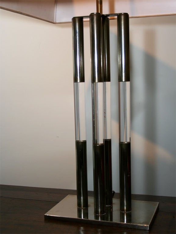 Metal and Lucite Table Lamp In Good Condition For Sale In New York, NY
