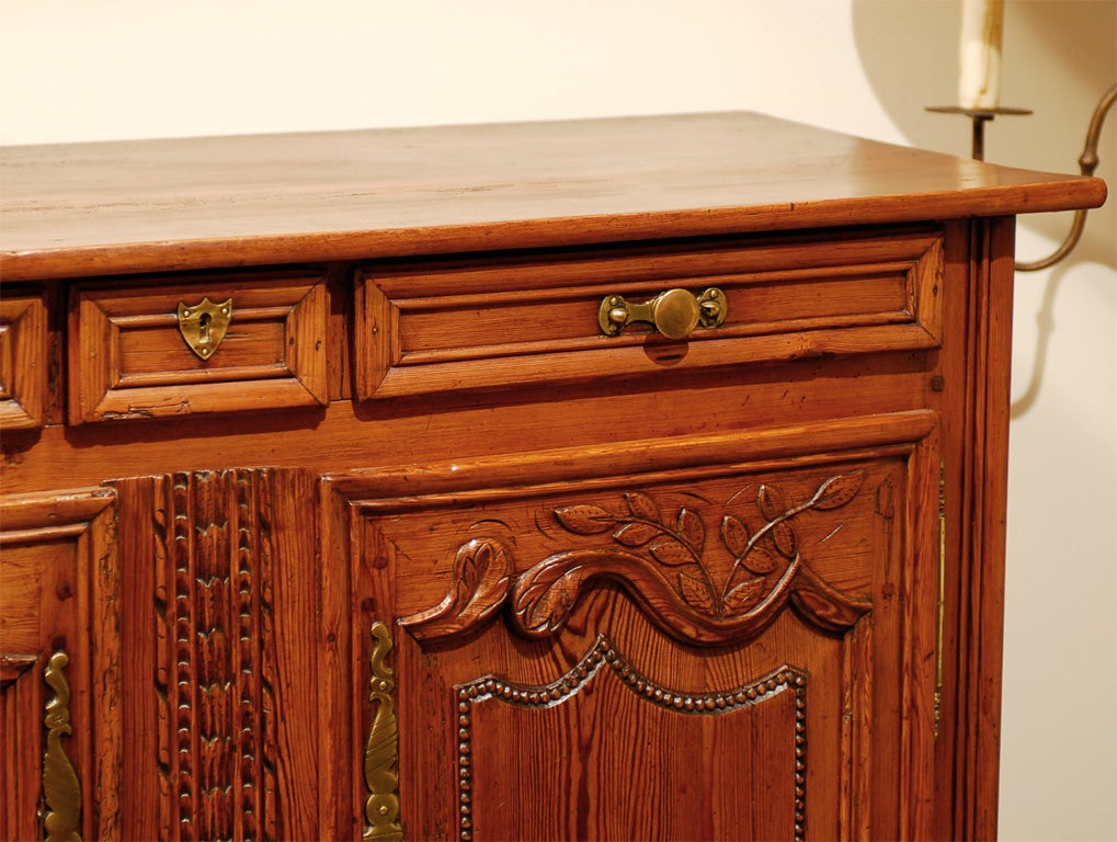 Wood French Provincial Mid-19th Century Pine Buffet with Foliage Carving