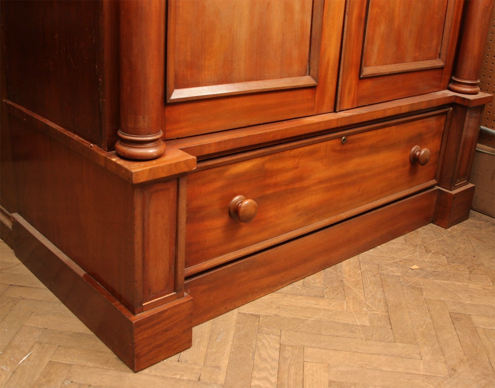 Victorian Gentleman's Wardrobe In Excellent Condition In New York, NY