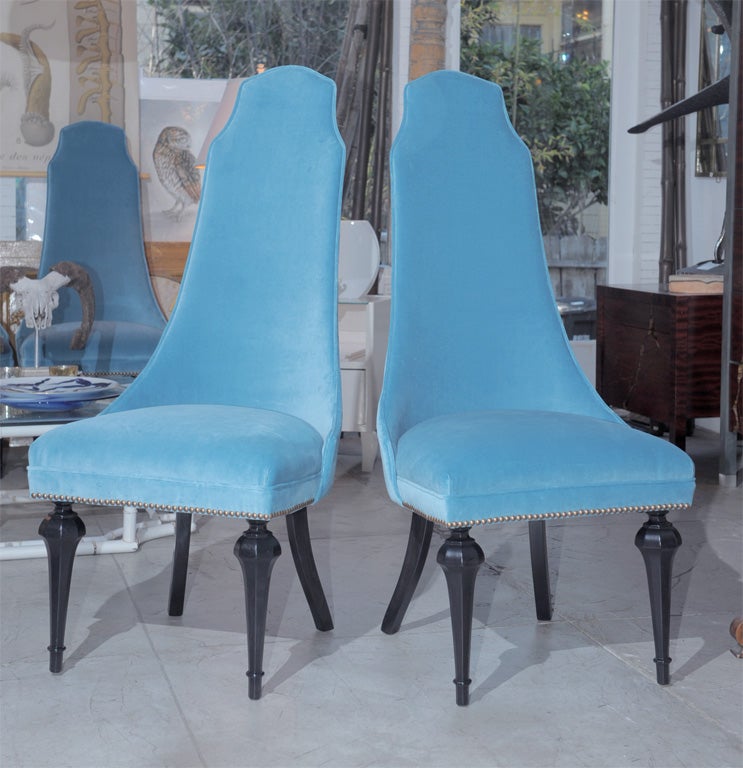 American Hollywood Regency Set of Four Dining Chairs For Sale