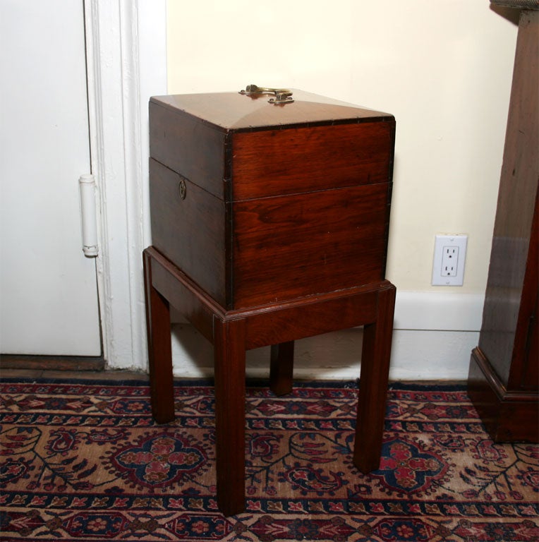 American, Walnut Dome Top Document Box on Stand For Sale 3
