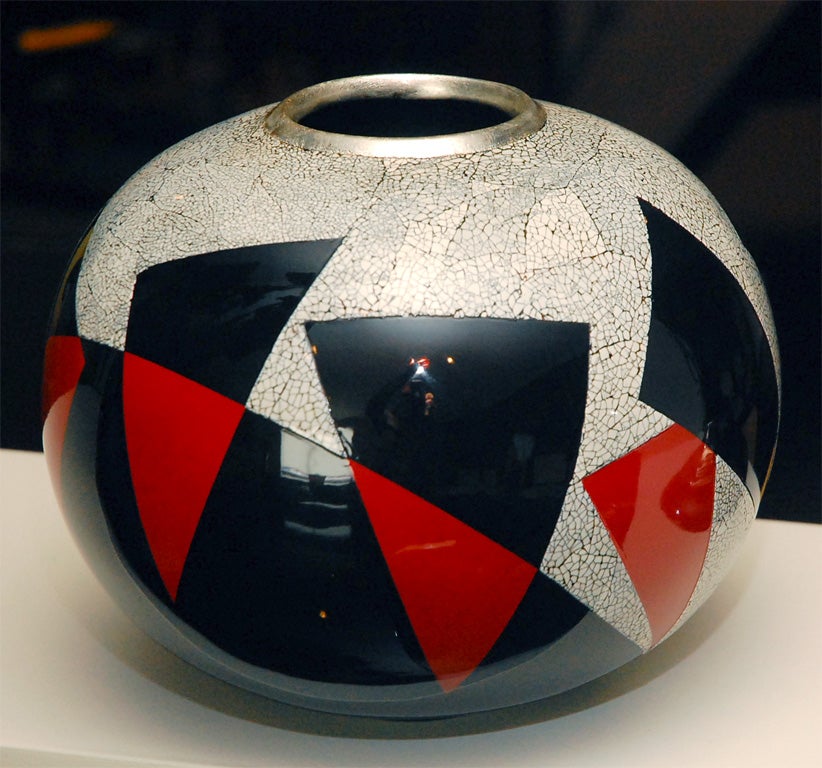 Vase in the style of Jean Dunand 3