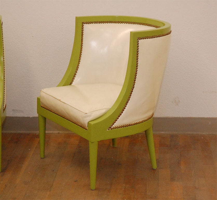 Mid-20th Century Pair of Barrel Chairs in the style of William Haines For Sale