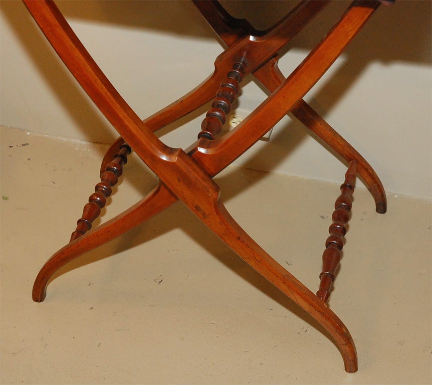 An English 19th Century Mahogany Coaching Table In Excellent Condition In Los Angeles, CA