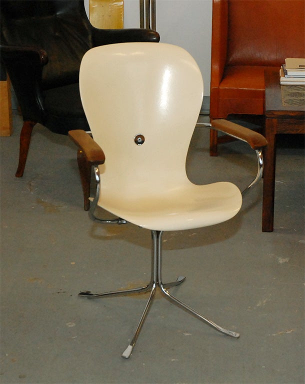 Ion Armchair by Gideon Kramer designed for Seattle's World's Fair, manufactured by America Desk Corp.