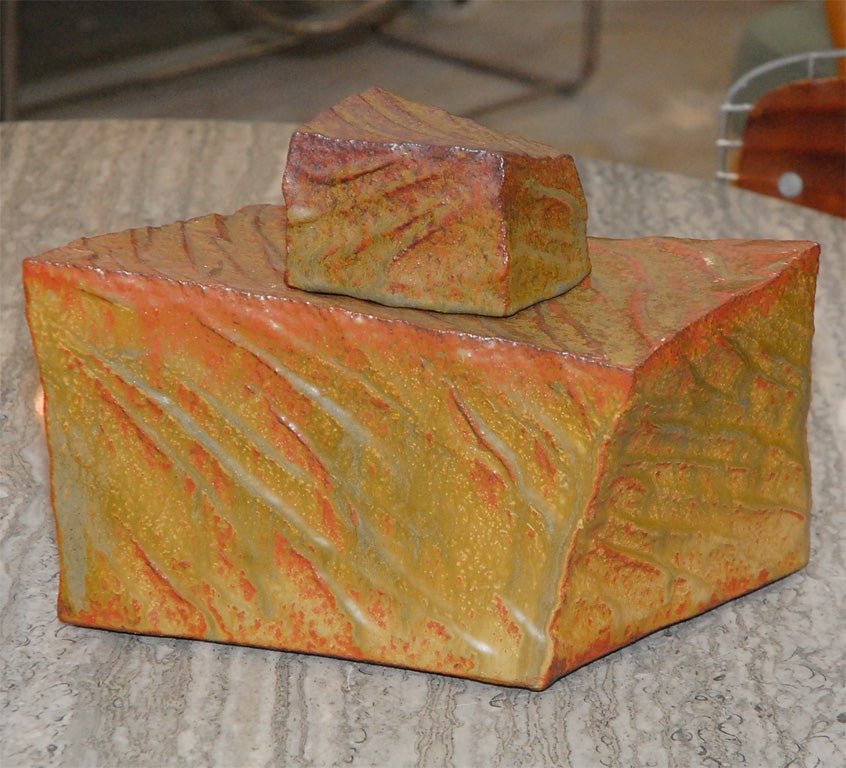 Large Square Faceted Rock Style Vase With Lid