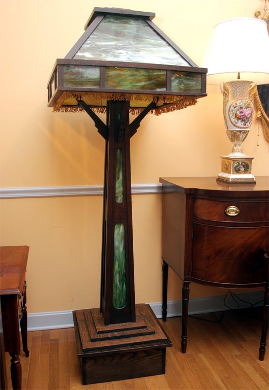 Arts and Crafts large Floor Lamp For Sale at 1stdibs