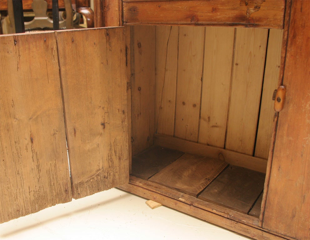 19TH C.RUSTIC PINE COUNTRY HUTCH 3