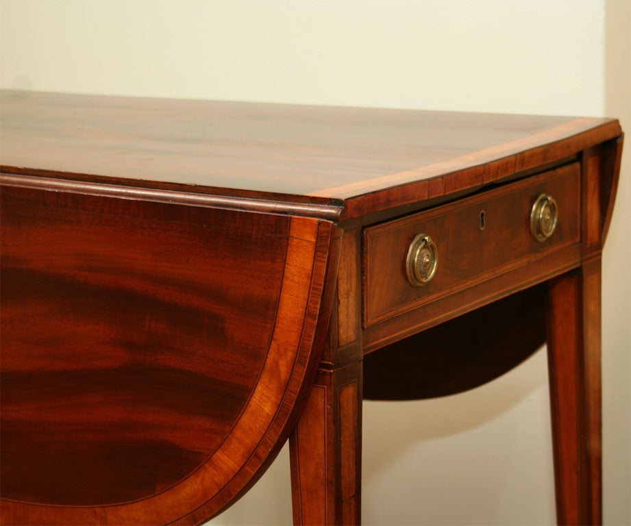 A Georgian Pembroke Table