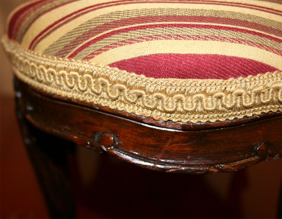 Walnut Antique french Footstool For Sale