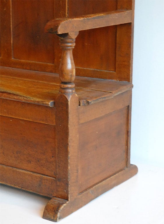 EARLY 19THC SETTLE IN ORIGINAL PAINT FROM PENNSYLVANIA 3