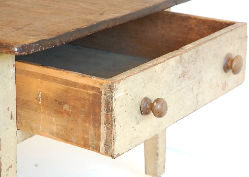 19THC DOUBLE DRAWER COFFEE TABLE 2