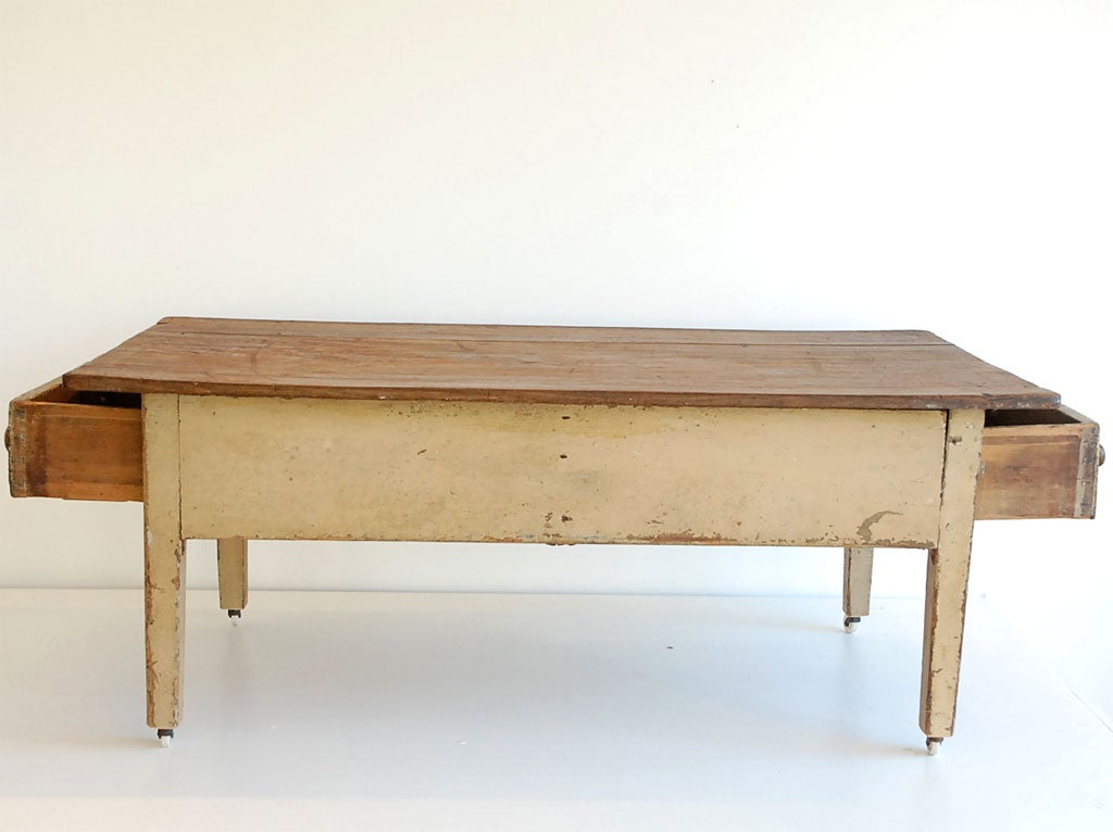19THC DOUBLE DRAWER COFFEE TABLE 4
