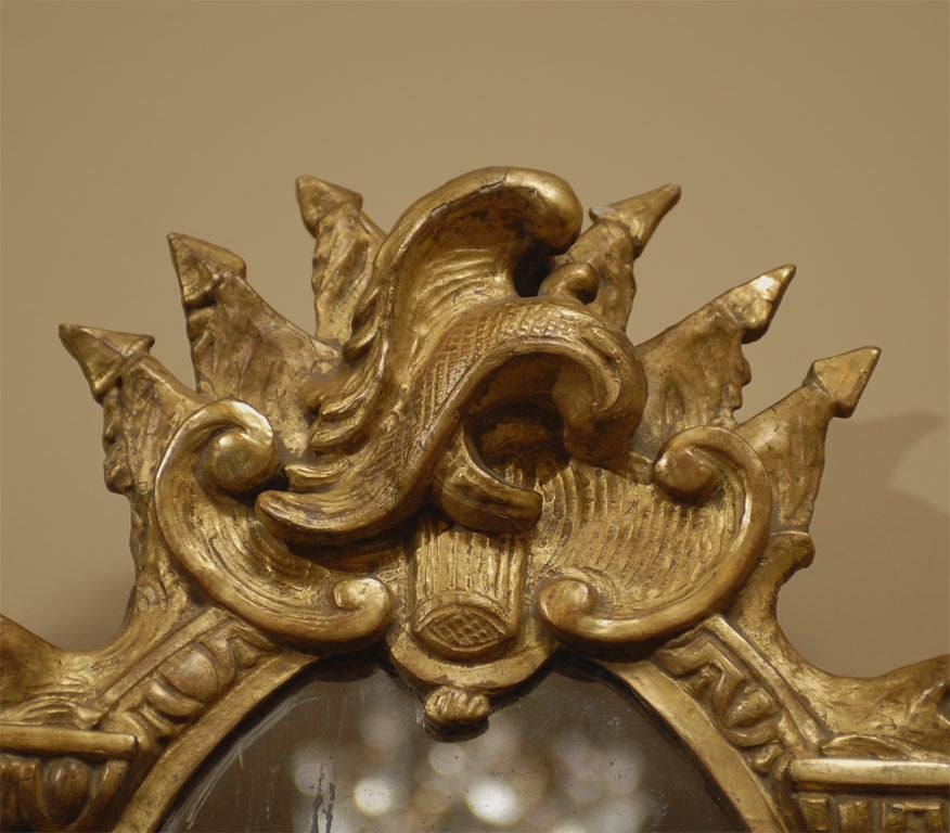 Regence style Gilt-wood Mirror with Trophic Crest, c. 1760 5