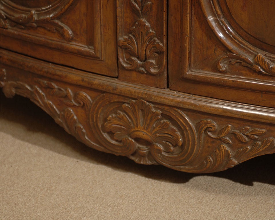 Hand-Carved Louis XV period Serpentine Buffet in Walnut, France, c. 1750 For Sale