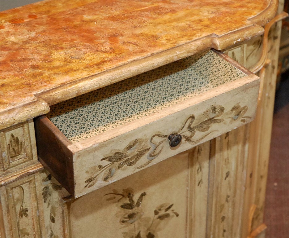 Italian Venetian Painted Floral Credenza 6