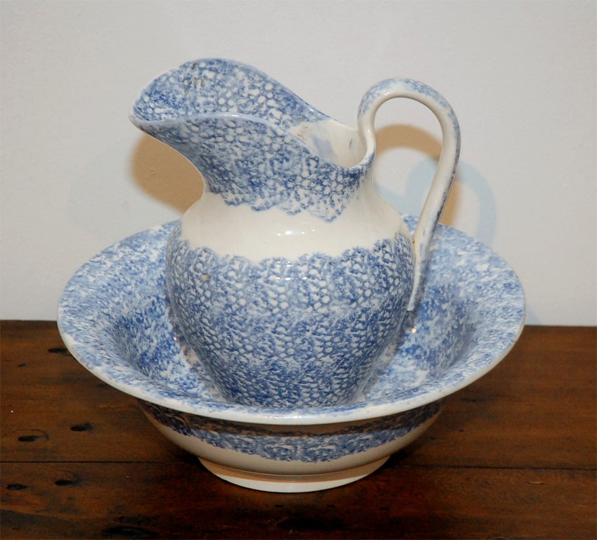 19THC  SPONGEWARE WASHBOWL & PITCHER  SET