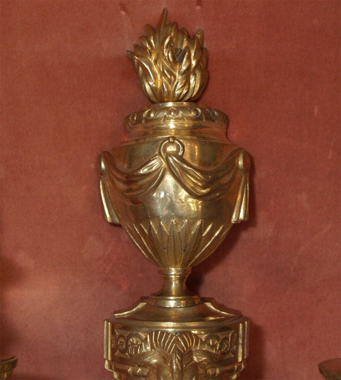 French Single bronze d'ore Louis XVI  applique