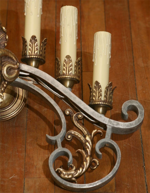 Inconnu Paire d'appliques baroques à six lumières en vente