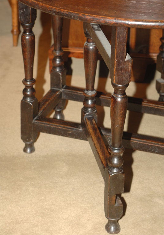 A Great Charles II Oak Gate Leg Table 2