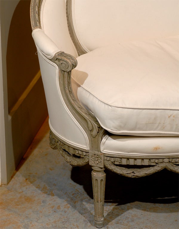 Petite French 19th Century Canape Sofa Louis XVI In Excellent Condition In Atlanta, GA