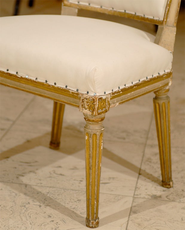 French Louis XVI Gilt Bois Theatre Chair For Sale