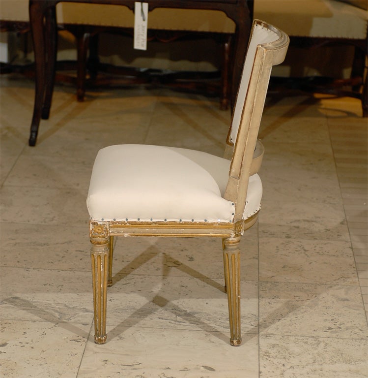 Louis XVI Gilt Bois Theatre Chair For Sale 2