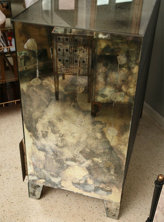 Glam 40's Grand-Scaled Mirrored Double Dresser 1