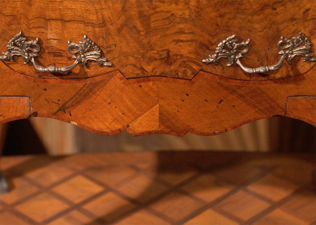 Small Italian Three Drawer Bombe Chest 1