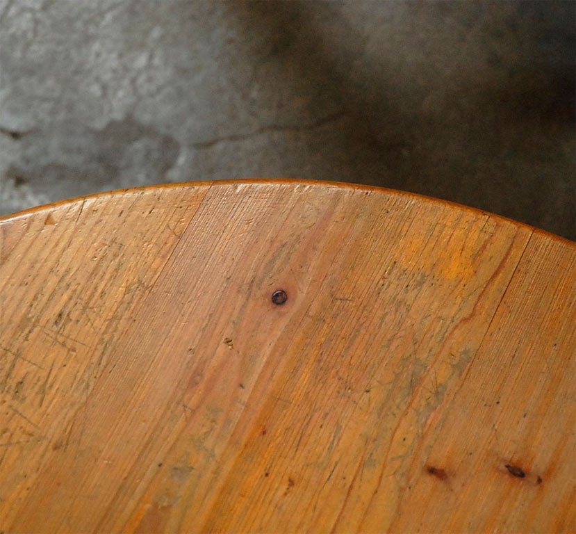 Charlotte Perriand Round Table 1