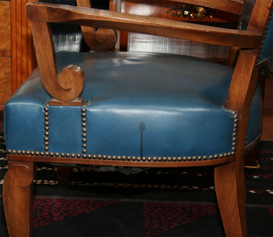 Jules Leleu Juego de cuatro sillones Art Déco Cuero en venta