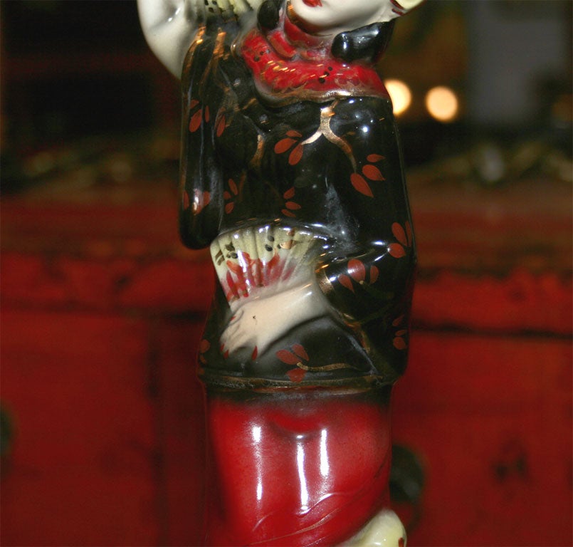 Ceramic Single Chinese dancing woman lamp