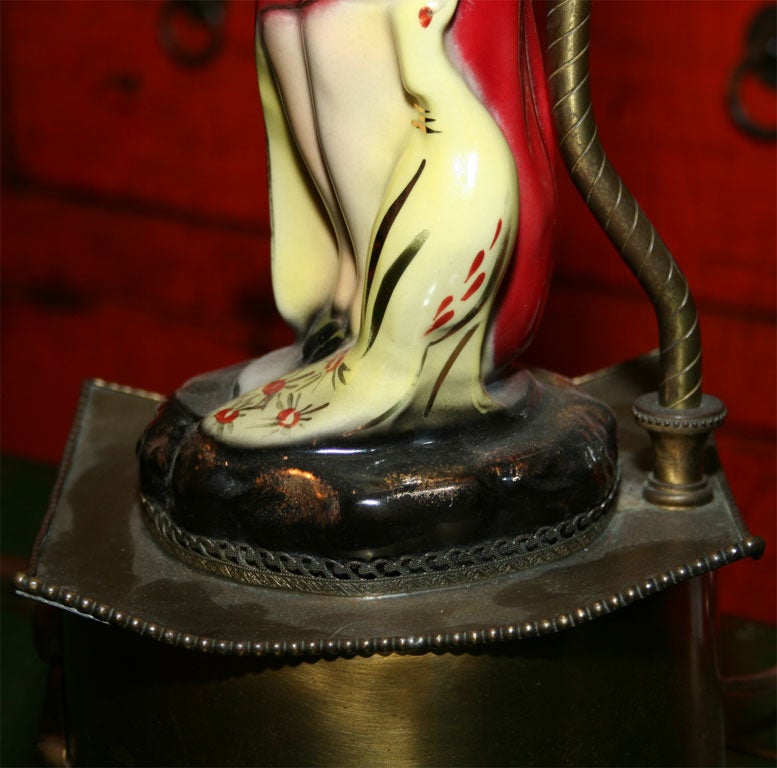 Single Chinese dancing woman lamp 1