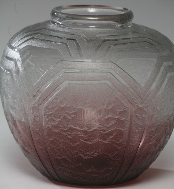 A Classic example of Art Deco decoration on this wonderful handblown crystal vase with acid-etched and 