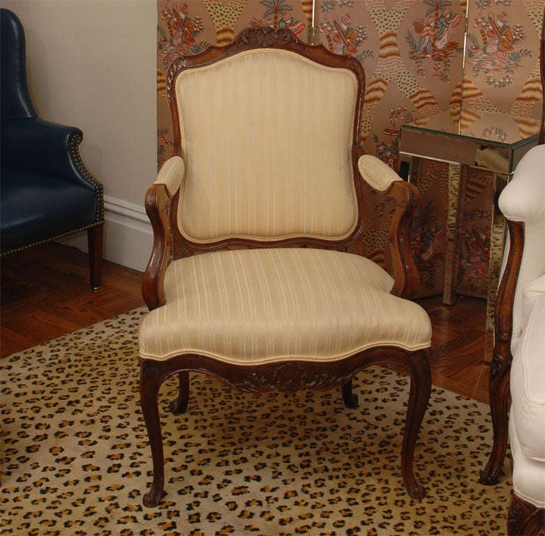 Louis XV Style Fauteuil a la reine