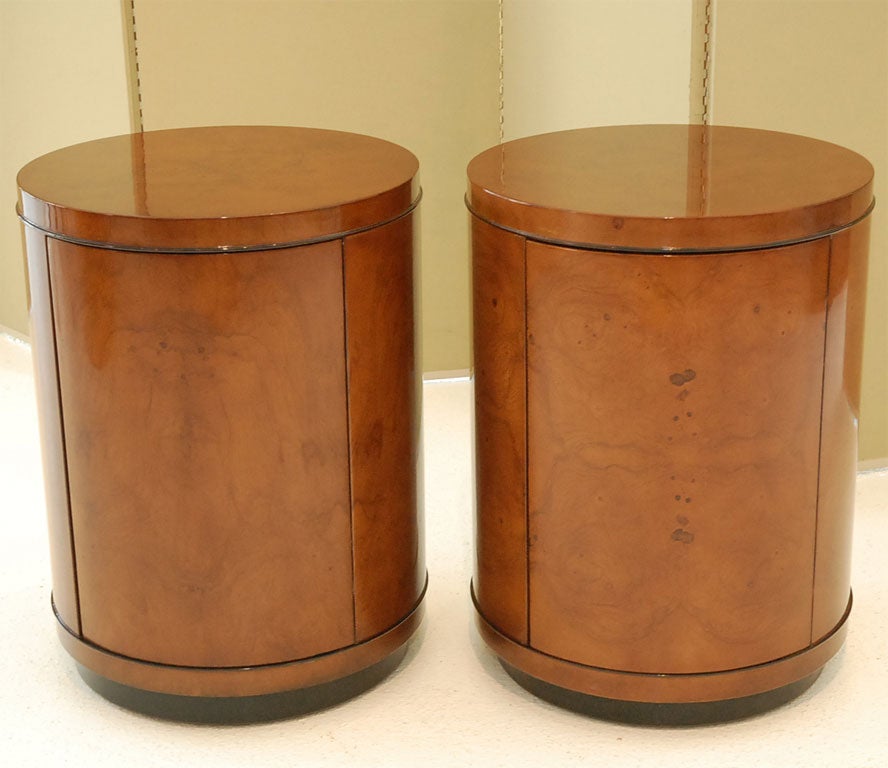 A Pair of Drum Tables in Burled Wood Veneer with Rosewood Detail