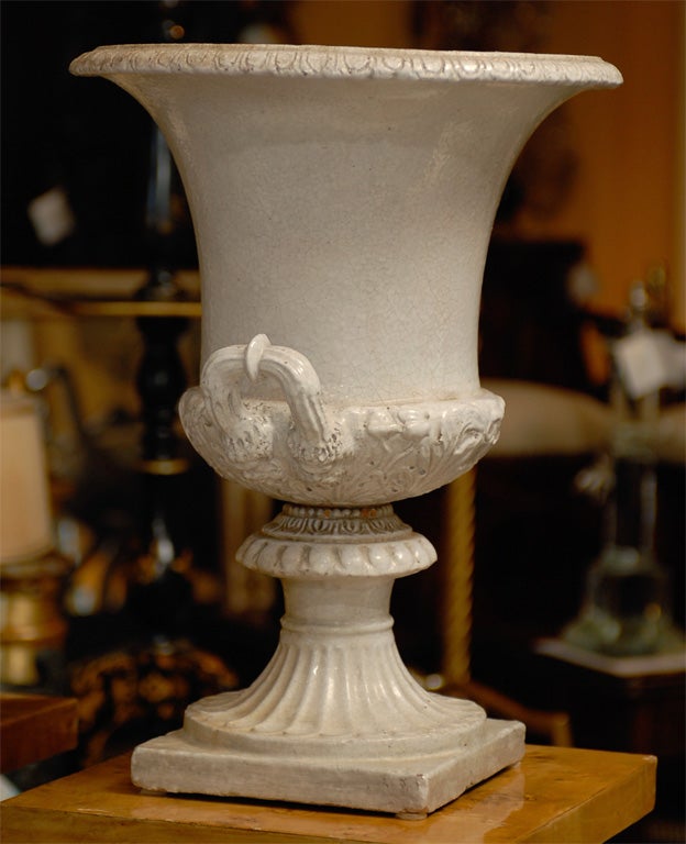 Italian Neoclassical Glazed Terracotta Campagne Urn, Gadroon Edge, circa 1920s For Sale 14