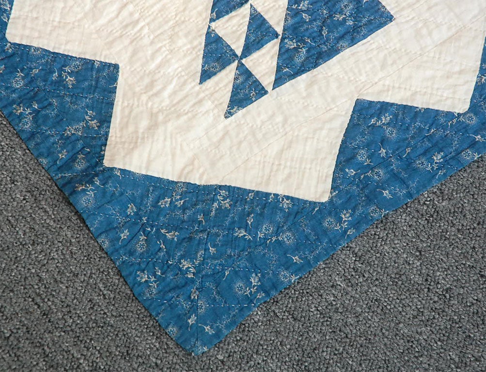 19TH  CENTURY BLUE AND WHITE CALICO OCEAN WAVES QUILT 4