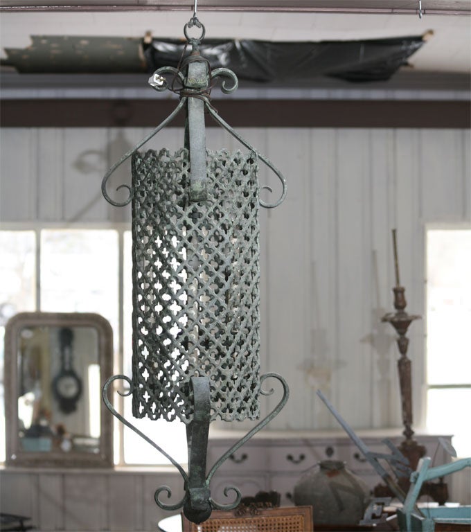 Indoor/Outdoor Iron Hanging Lantern