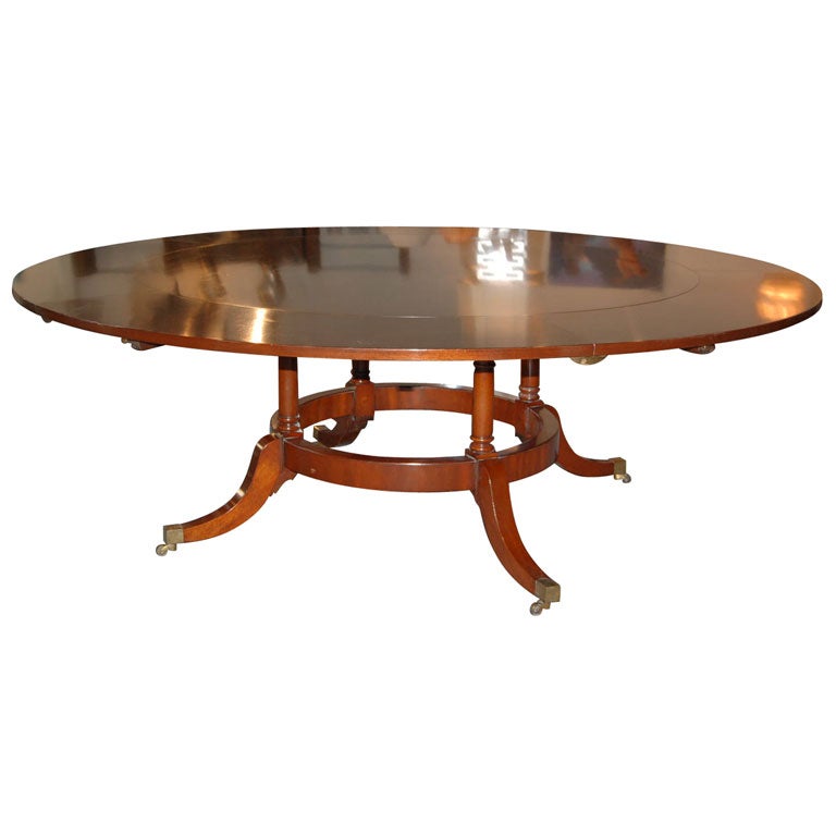 EXQUISITE NEO-CLASSICAL STYLE EXPANDABLE MAHOGANY DINING TABLE