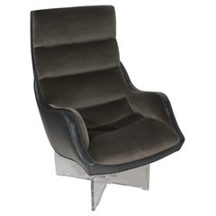 Vladimir Kagan Lounge Chair