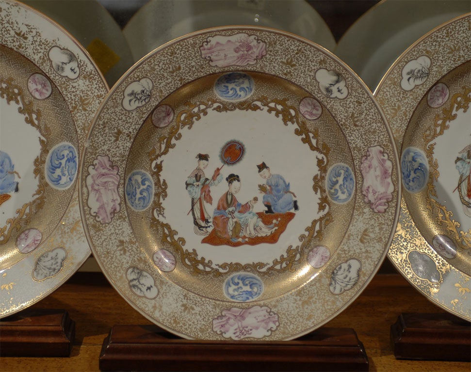 Gilt Rare Set of Meissen-inspired Chinese Export Chargers, c. 1740