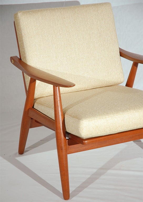 Mid-20th Century Pair of Hans Wegner GE270 Arm Chairs
